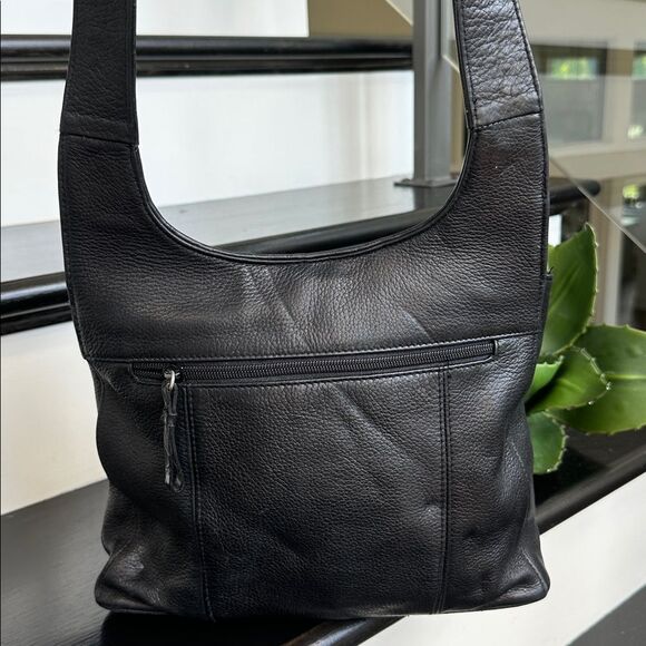 Tignanello Genuine Leather Shoulder Bag – Unique Croc-Embossed Flap Soft Lux - Picture 4 of 12